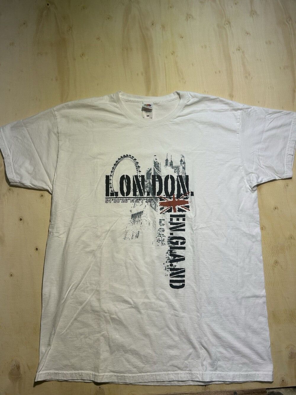 Fruit of the Loom London England Graphic T-Shirt White Crew XXL Softspun
